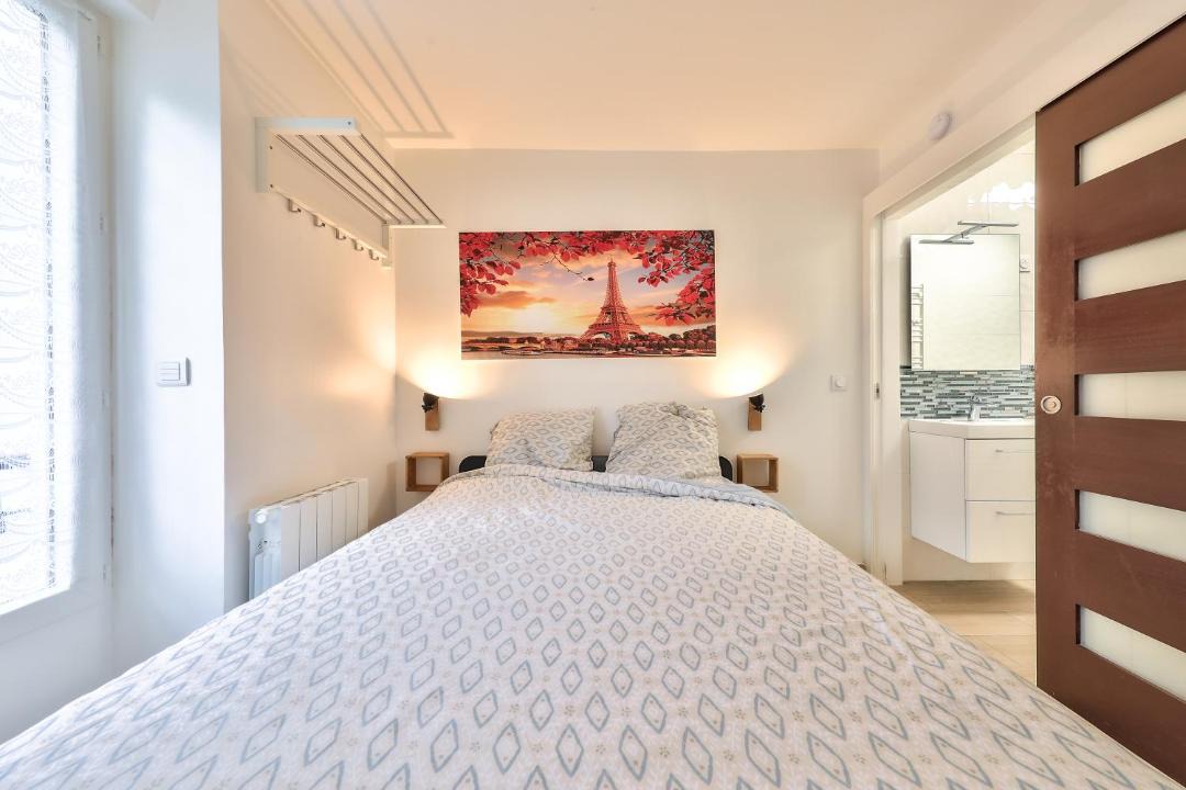 Photo of Bedroom in Deuil-la-Barre