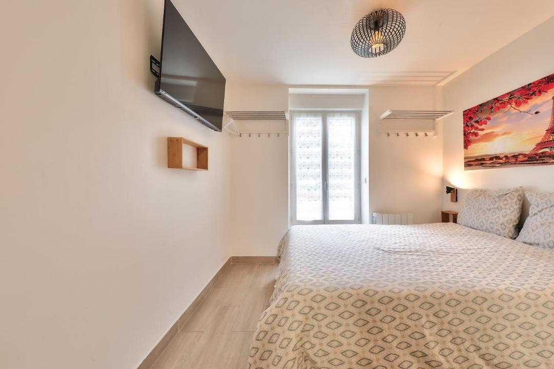 Photo of Bedroom in Deuil-la-Barre