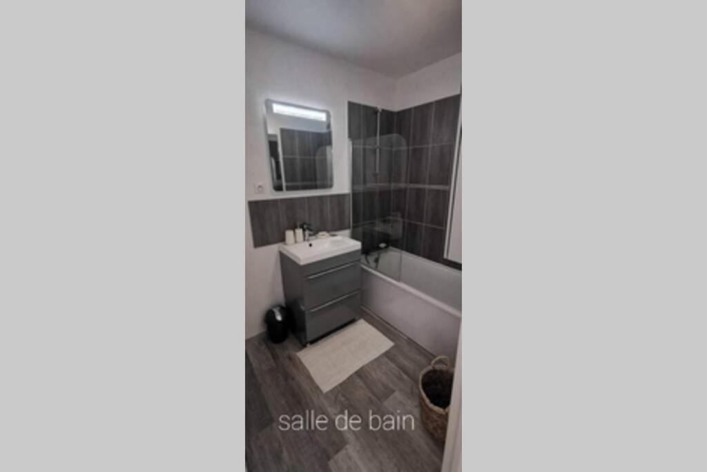 Photo of Bathroom in Fecamp