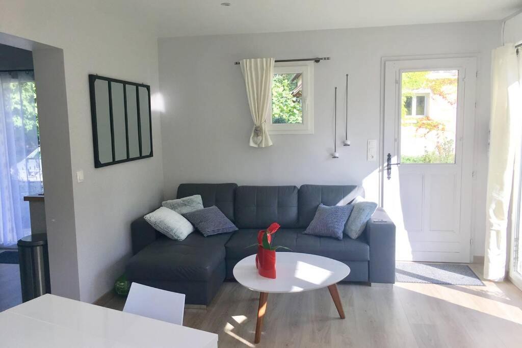 Photo of Livingroom in Fontaine-Sous-Jouy