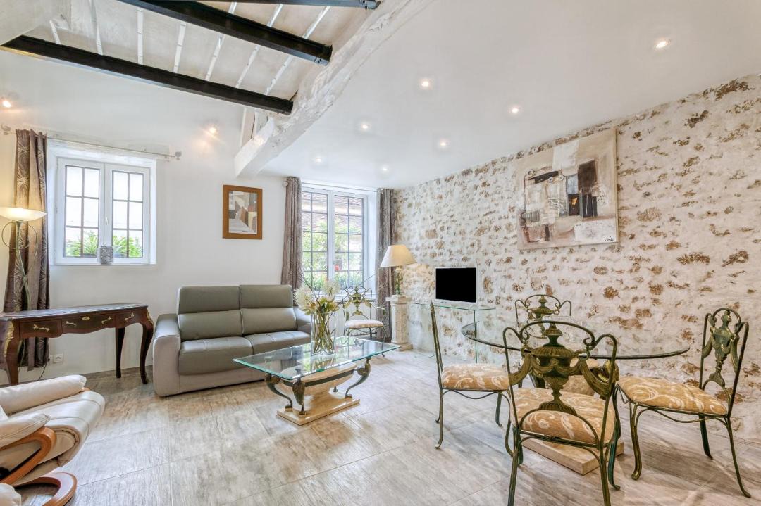 Photo of Livingroom in Gouaix