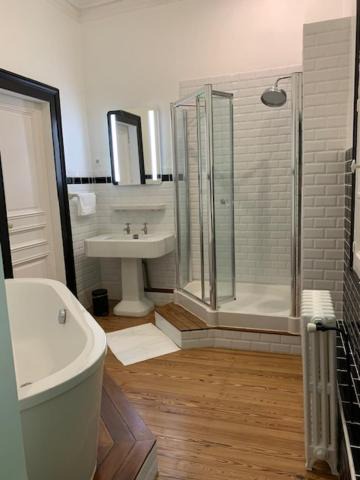 Photo of Bathroom in Montivilliers