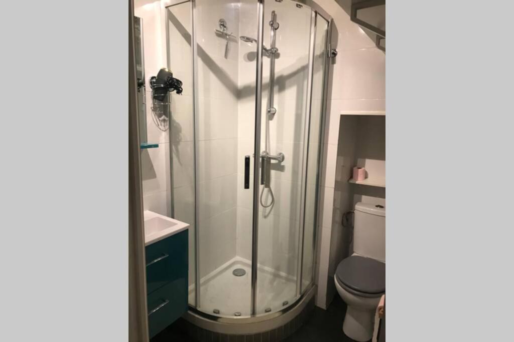 Photo of Bathroom in Gonneville-sur-Honfleur