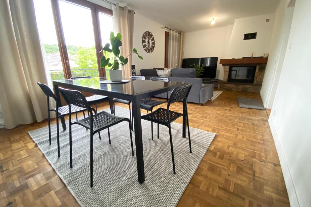 Photo of Livingroom in La Bonneville-sur-Iton