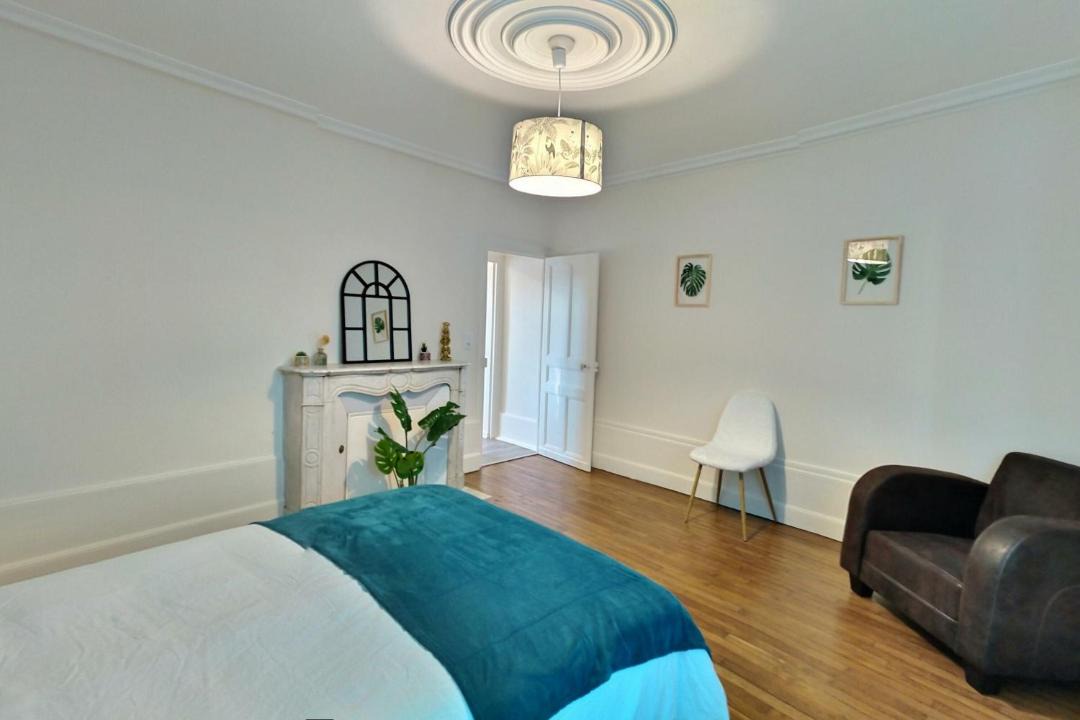Photo of Bedroom in Troyes