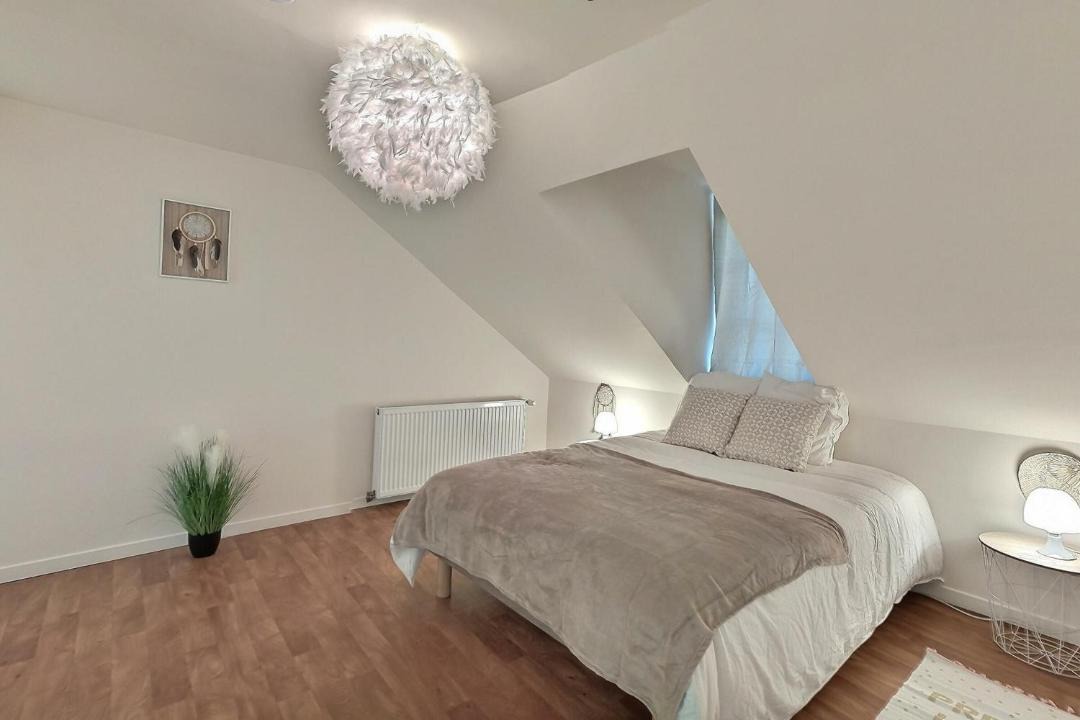 Photo of Bedroom in Troyes