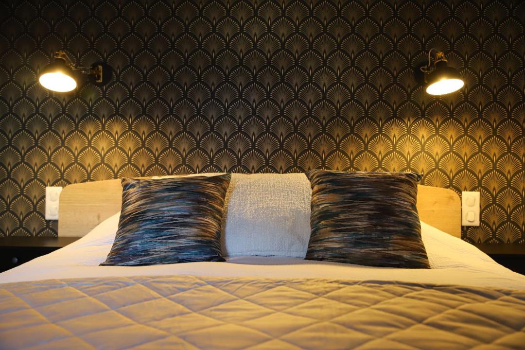 Photo of Bedroom in La Neuville-aux-Larris