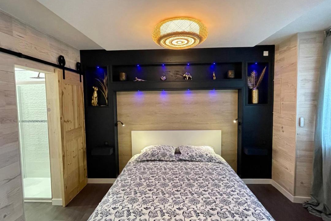 Photo of Bedroom in Lons-le-Saunier
