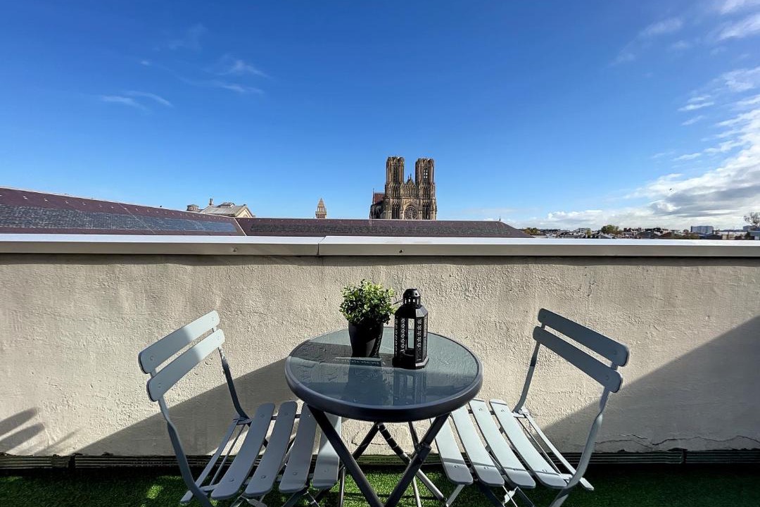 Photo of Patio Balcony in Hincmar