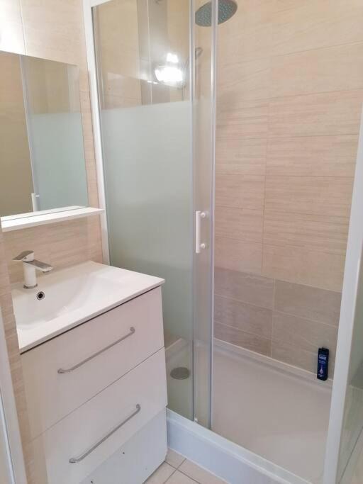 Photo of Bathroom in Auneuil