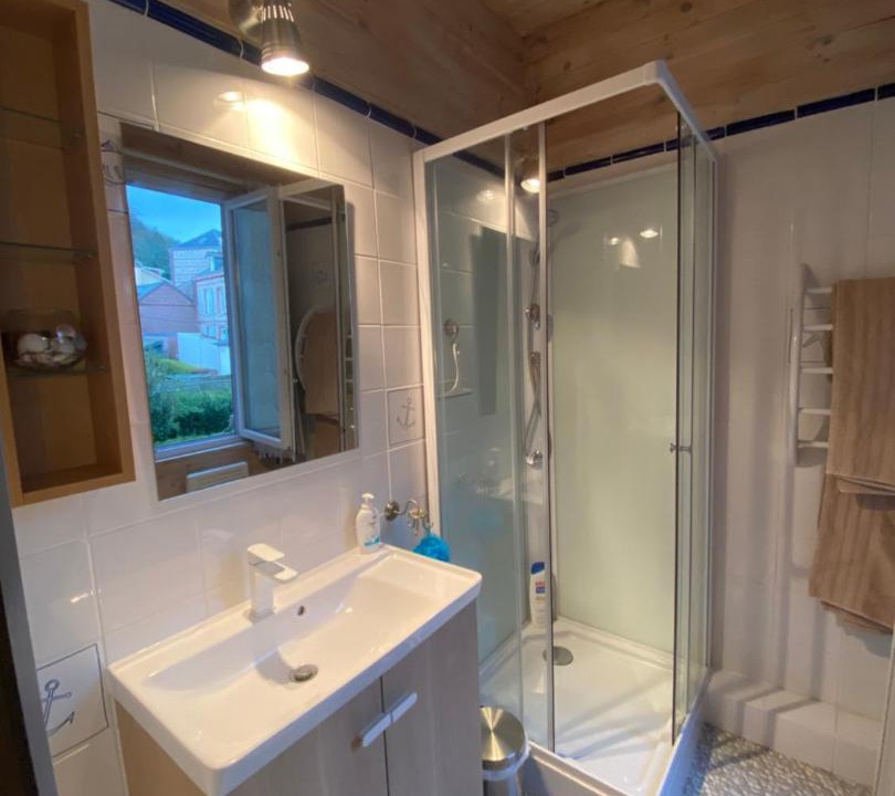 Photo of Bathroom in Etretat