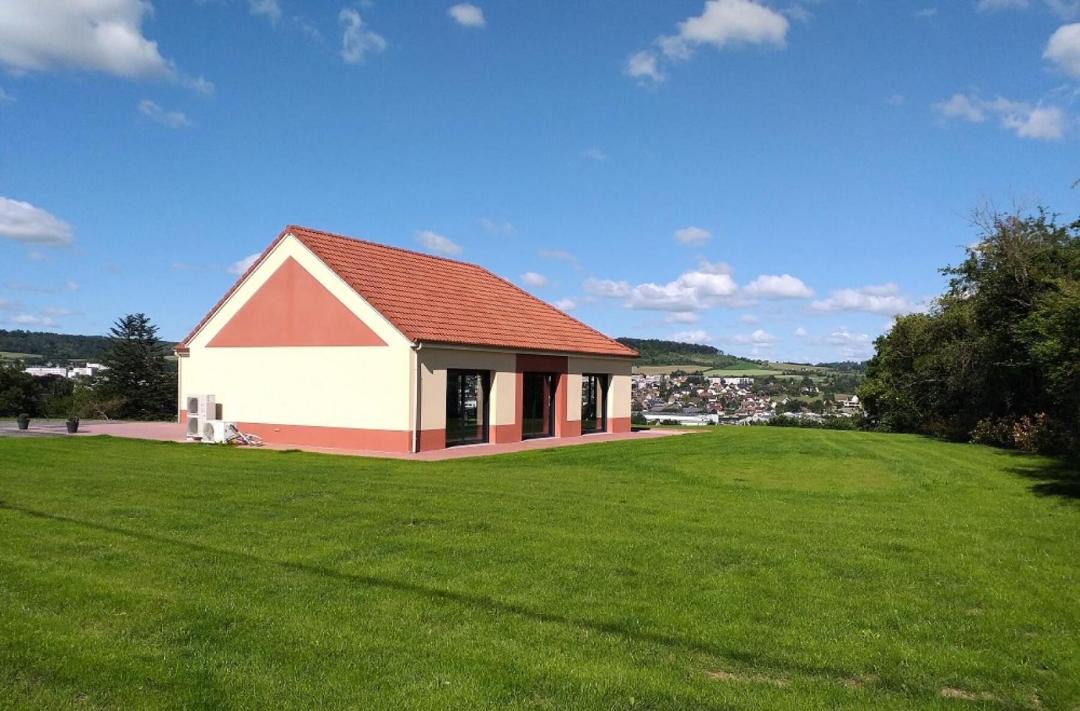 Photo of Buildings in Quievrecourt
