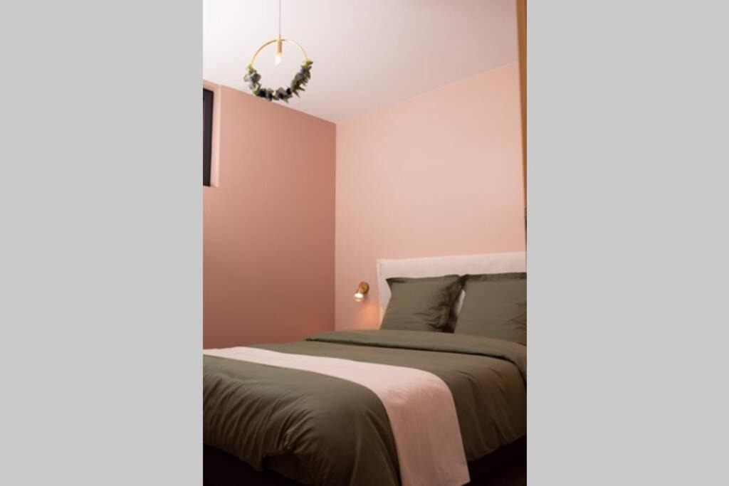 Photo of Bedroom in Longuenesse