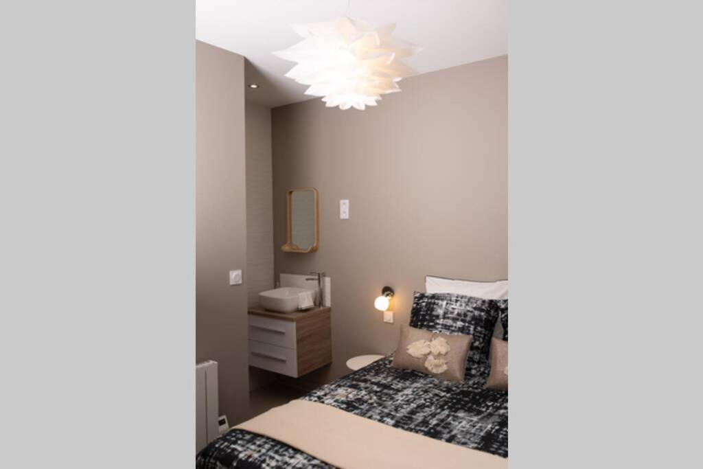 Photo of Bedroom in Longuenesse