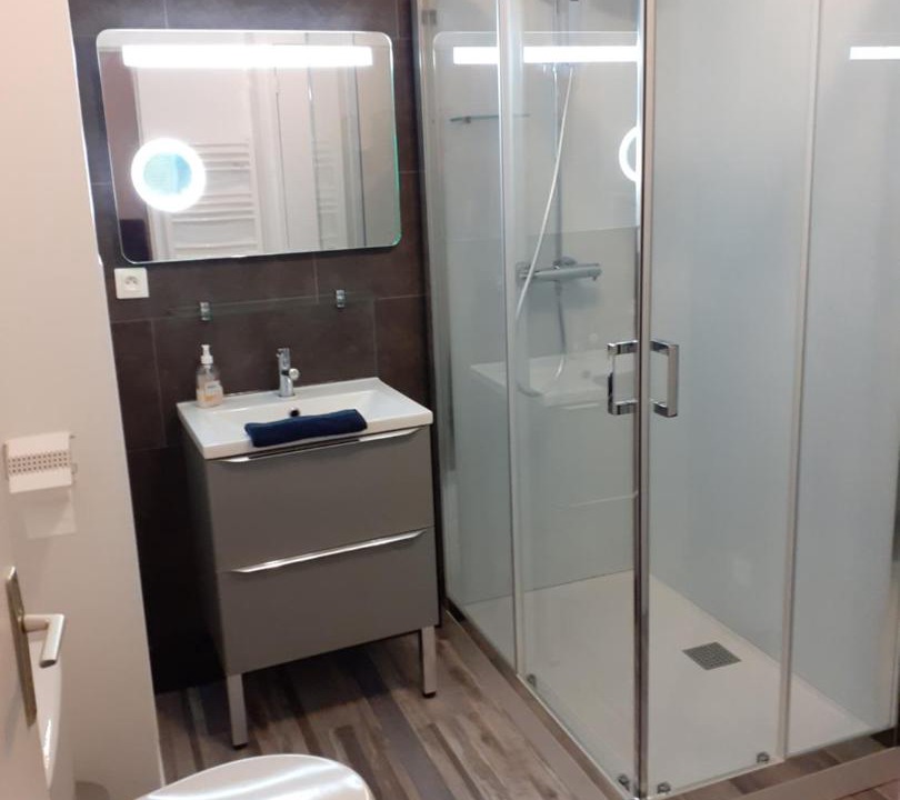 Photo of Bathroom in Dieppe