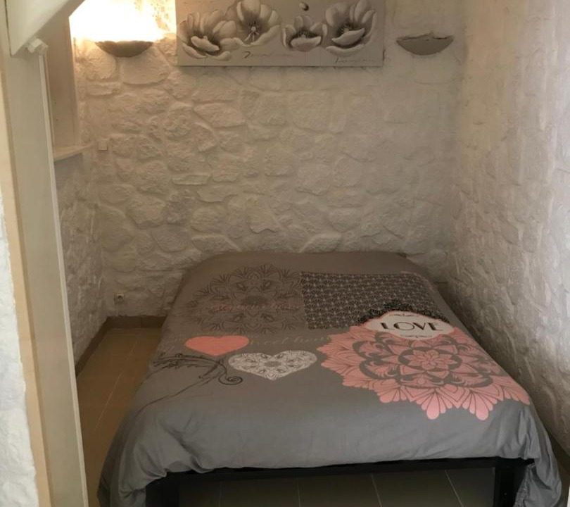 Photo of Bedroom in Marquise