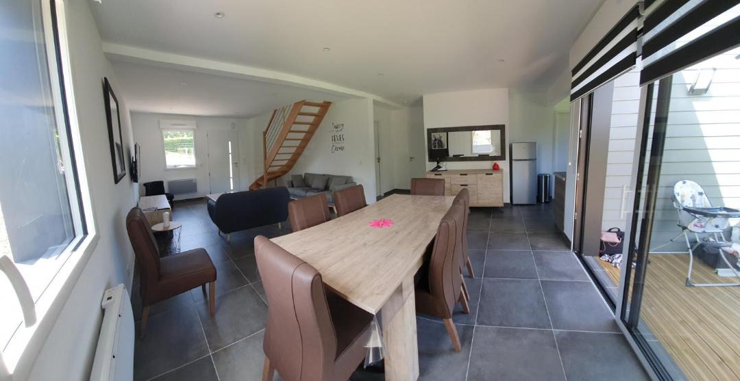 Photo of Livingroom in Carly