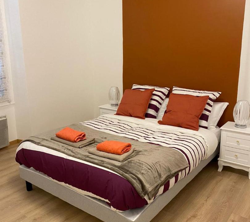 Photo of Bedroom in Arpajon