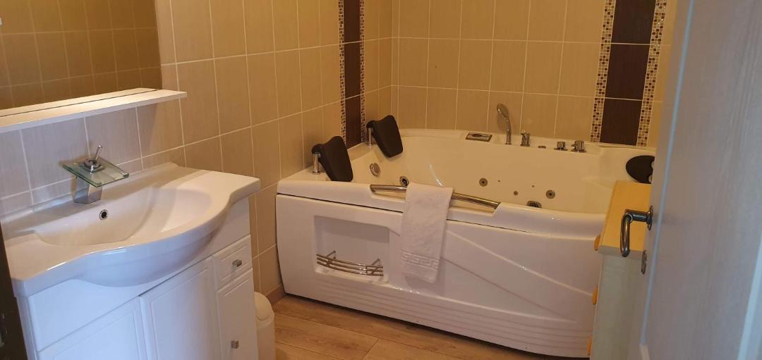 Photo of Bathroom in Givet