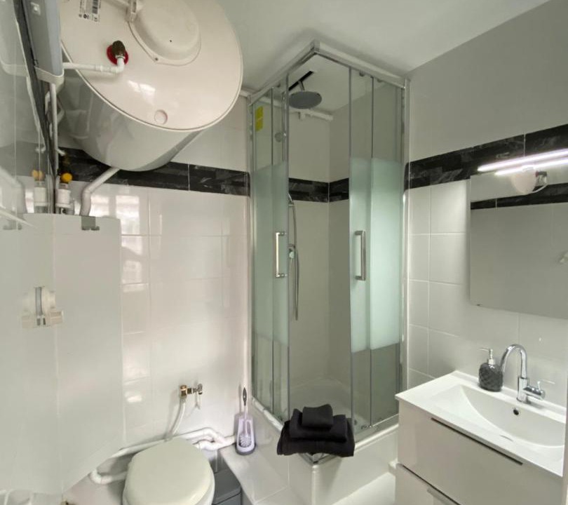 Photo of Bathroom in Champs-Elysees