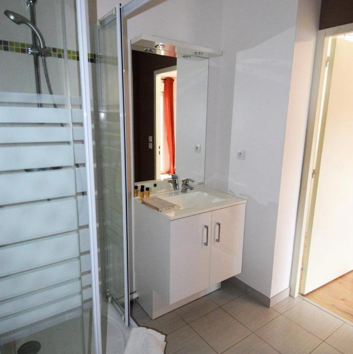 Photo of Bathroom in Courseulles-sur-Mer