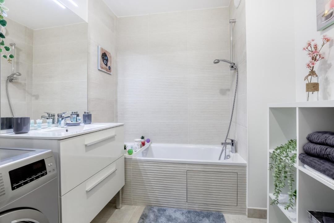 Photo of Bathroom in Bagnolet