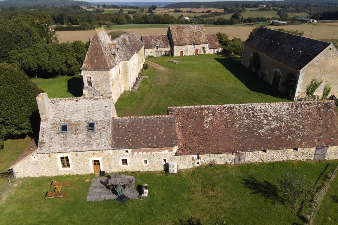 Photo of Buildings in Margon