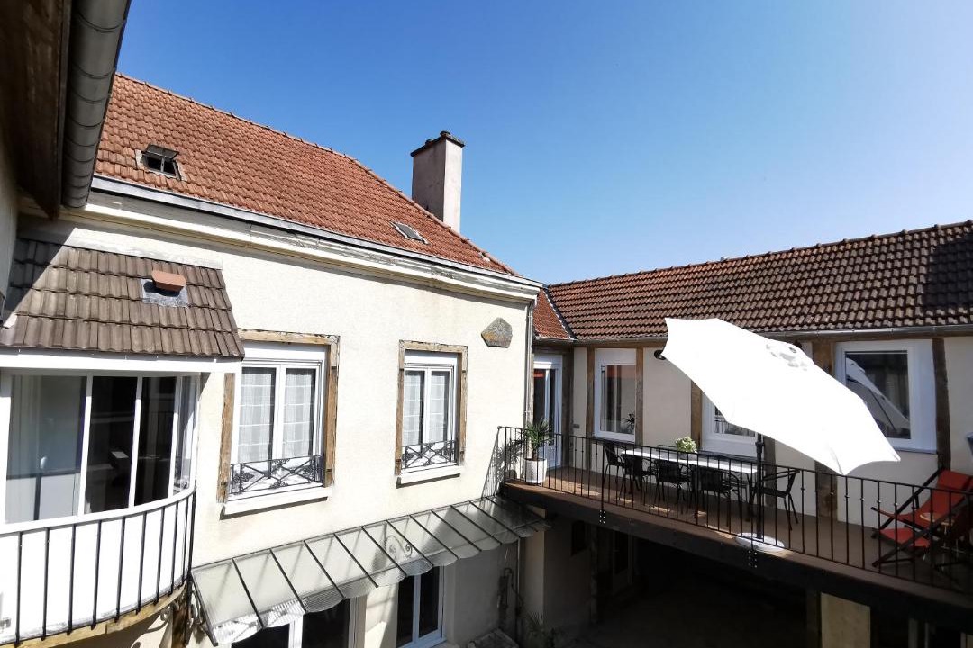 Photo of Patio Balcony in Ay