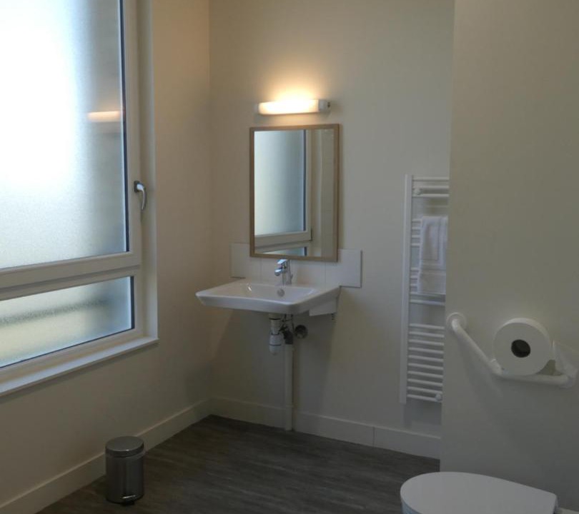 Photo of Bathroom in Dieppe