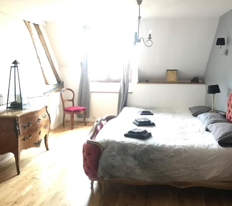 Photo of Bedroom in Chatel-Censoir