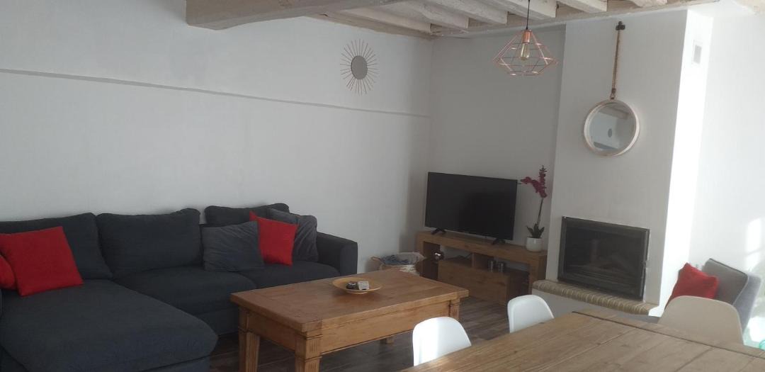 Photo of Livingroom in Ury