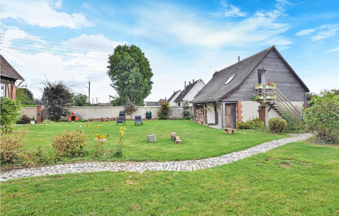 Photo of Buildings in Le Mesnil-Esnard