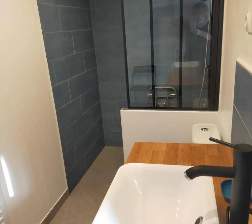 Photo of Bathroom in Guillerval