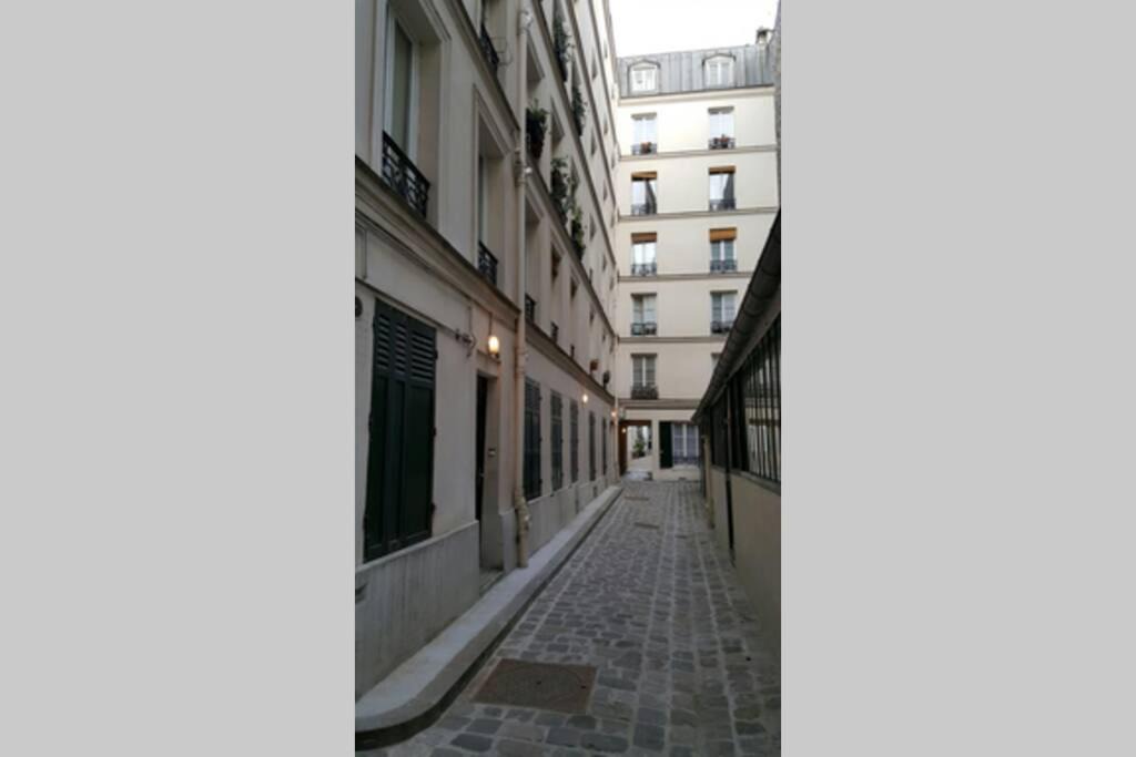 Photo of Others in Montparnasse