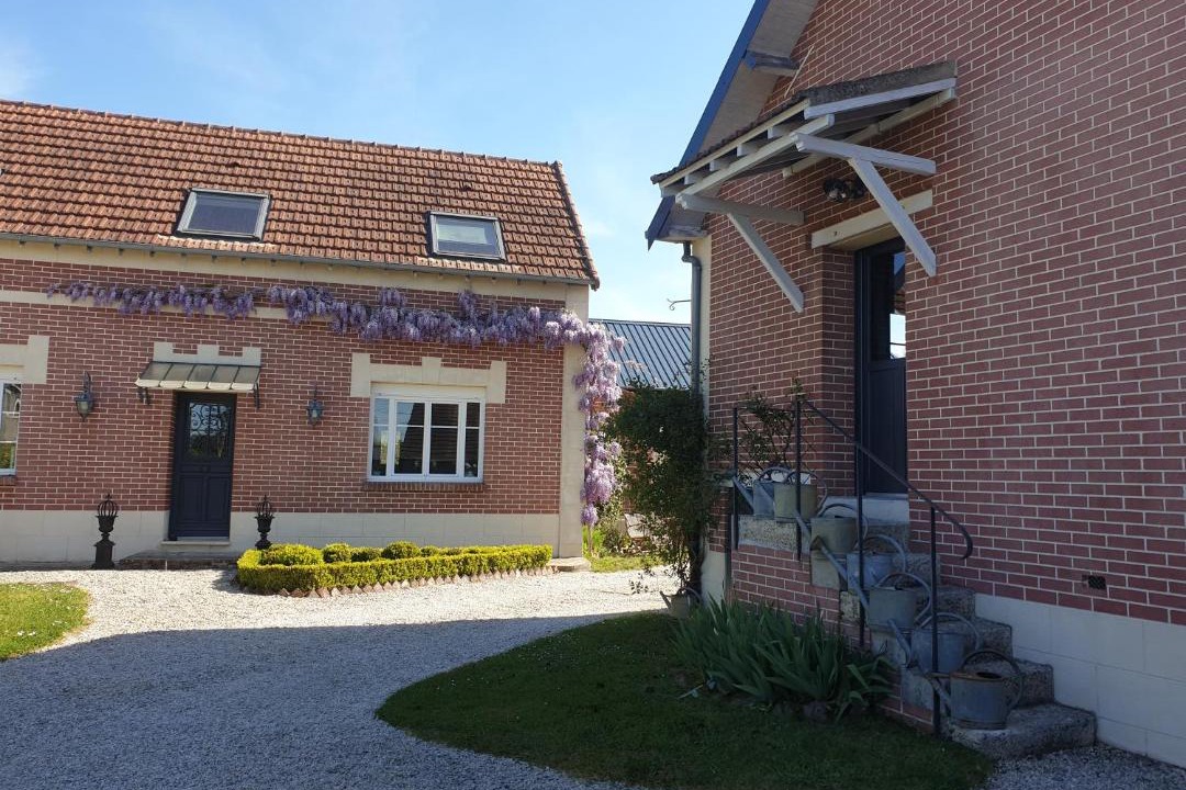 Photo of Others in Varesnes