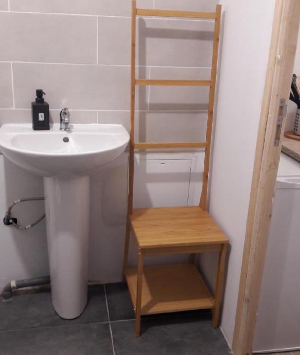 Photo of Bathroom in Fives