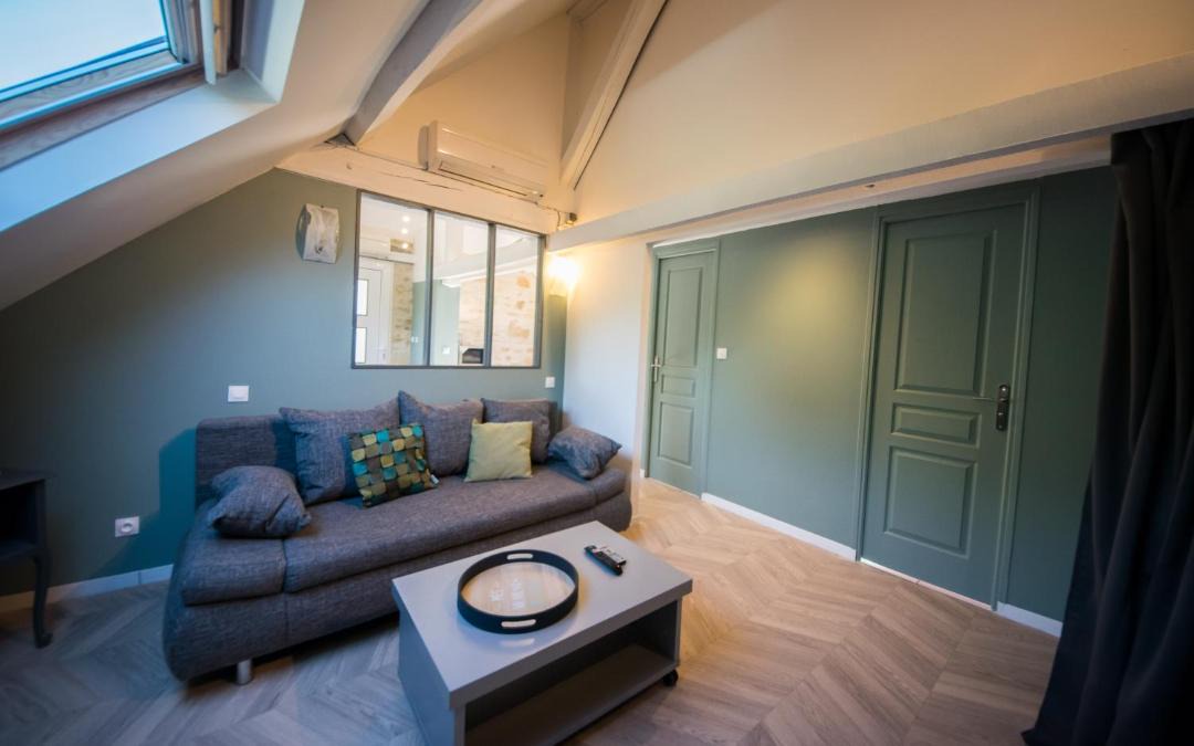Photo of Livingroom in Bruyeres-et-Montberault