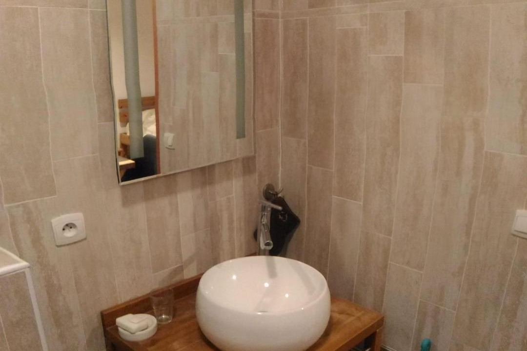 Photo of Bathroom in Palaiseau