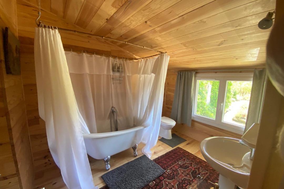 Photo of Bathroom in Dijon