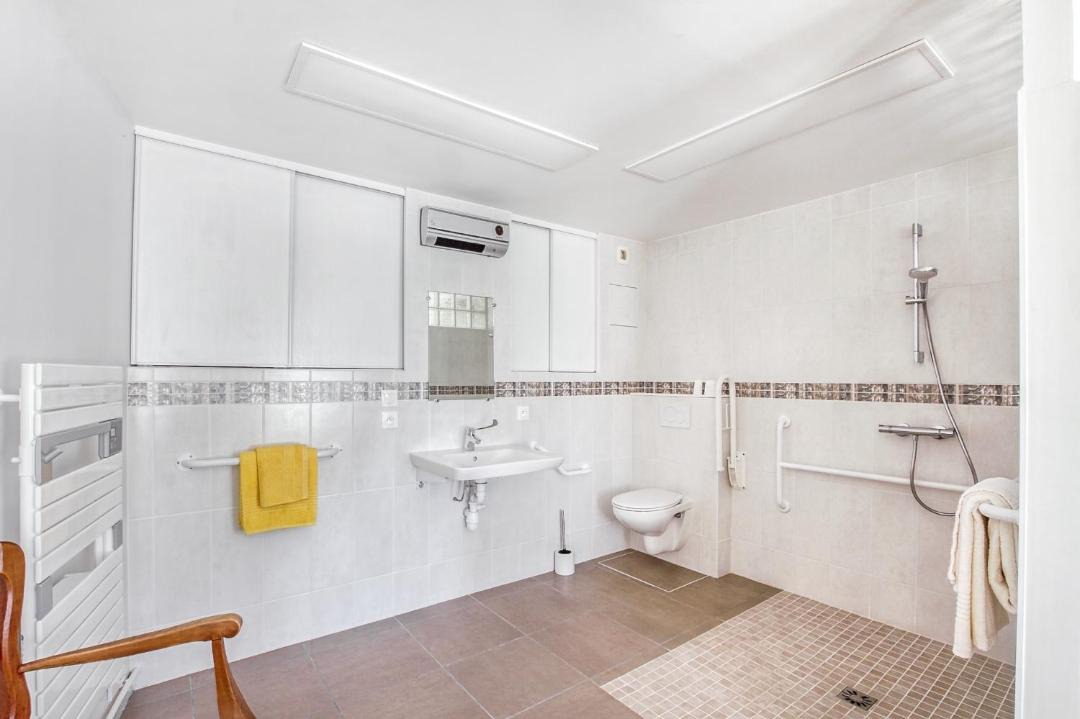 Photo of Bathroom in Monthurel
