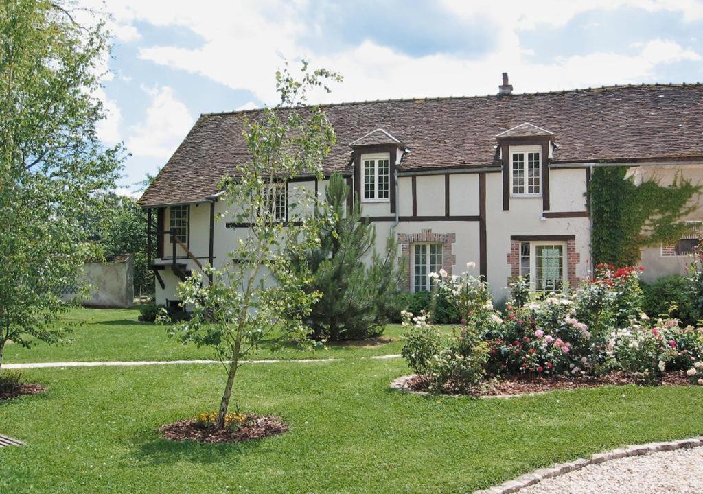 Photo of Buildings in Jutigny