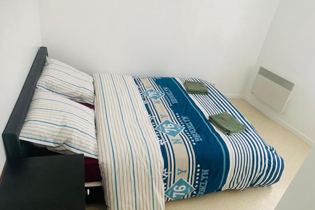 Photo of Bedroom in Melun