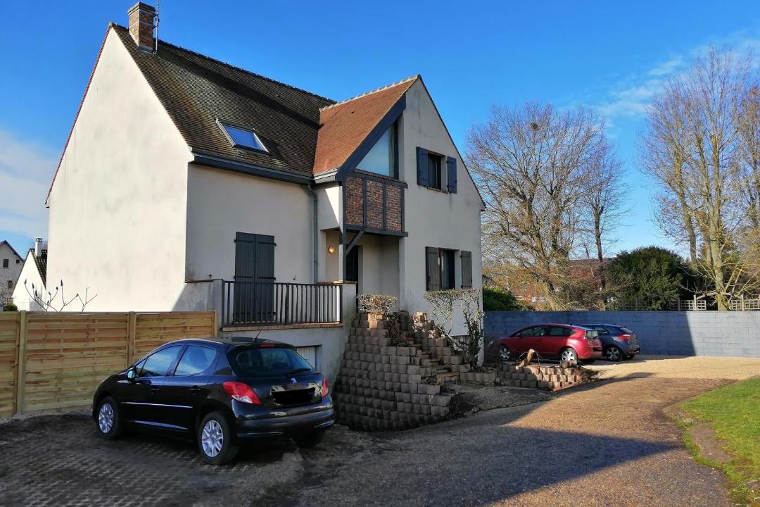 Photo of Buildings in Vert-le-Grand