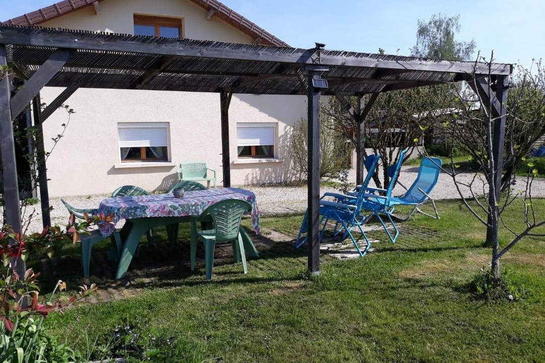 Photo of Others in Romenay