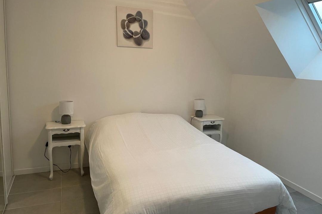 Photo of Bedroom in Ay