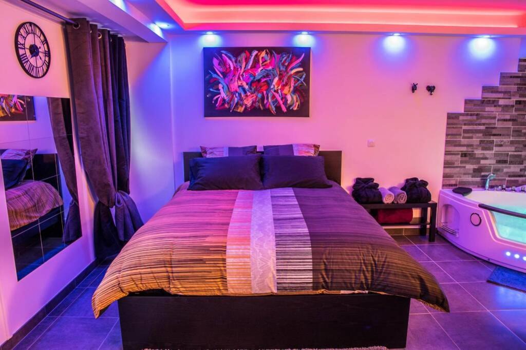 Photo of Bedroom in Boussy-Saint-Antoine