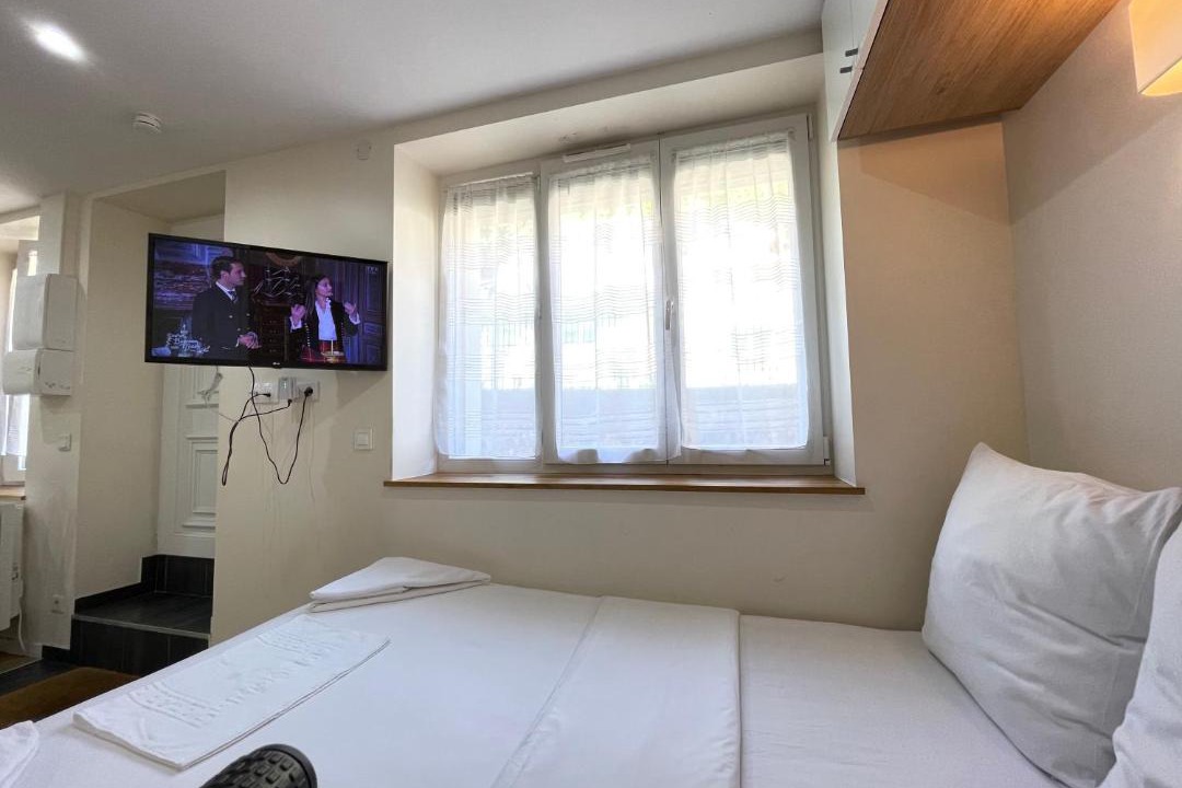 Photo of Bedroom in Jouy-en-Josas