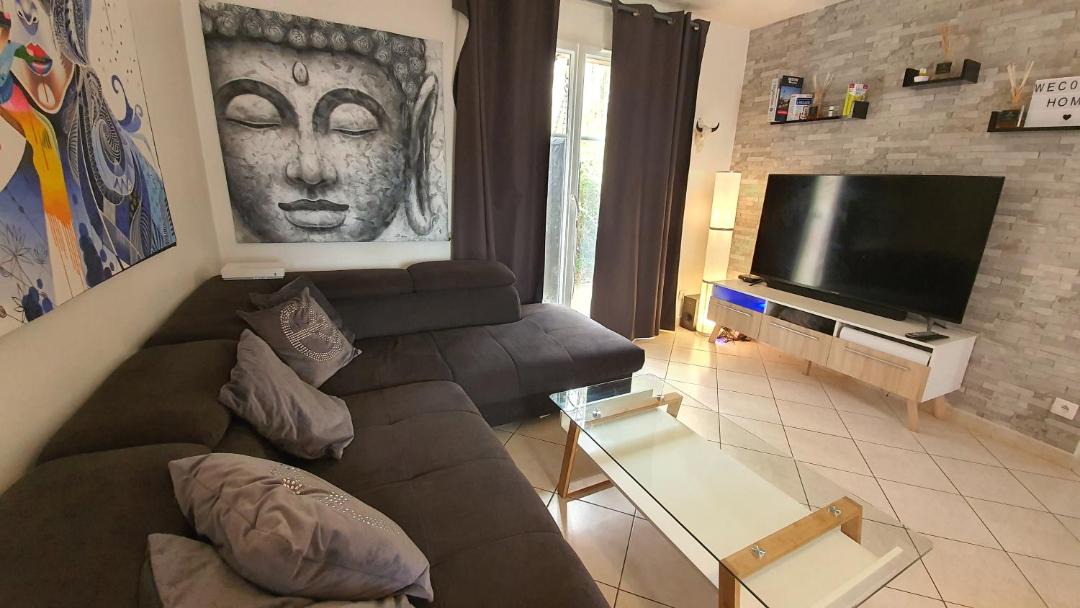 Photo of Livingroom in Magny-le-Hongre