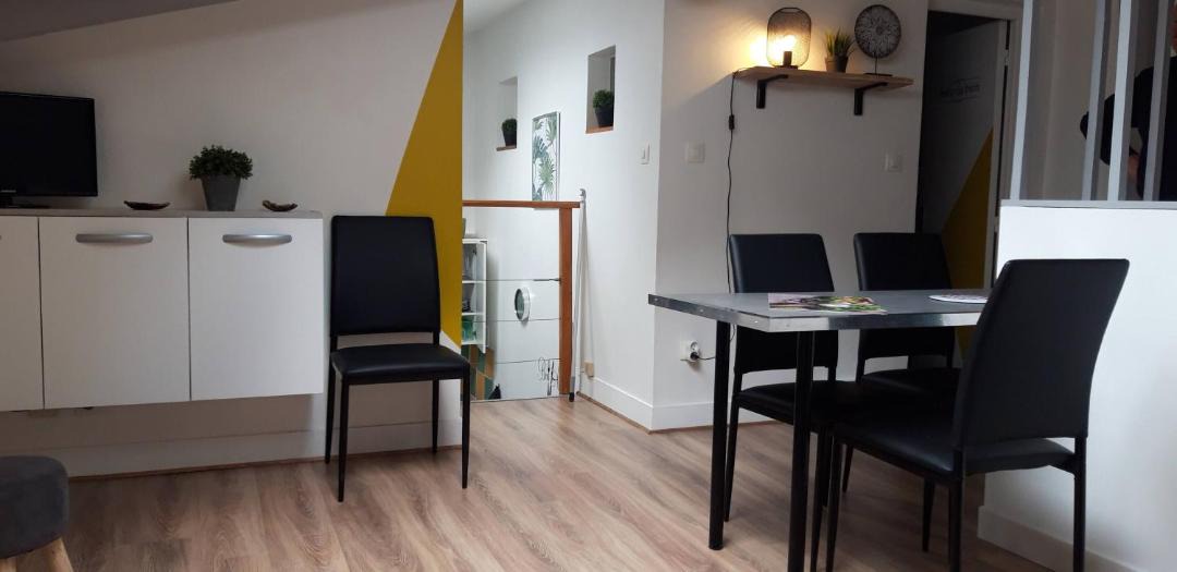 Photo of Livingroom in Le Mesnil-Esnard