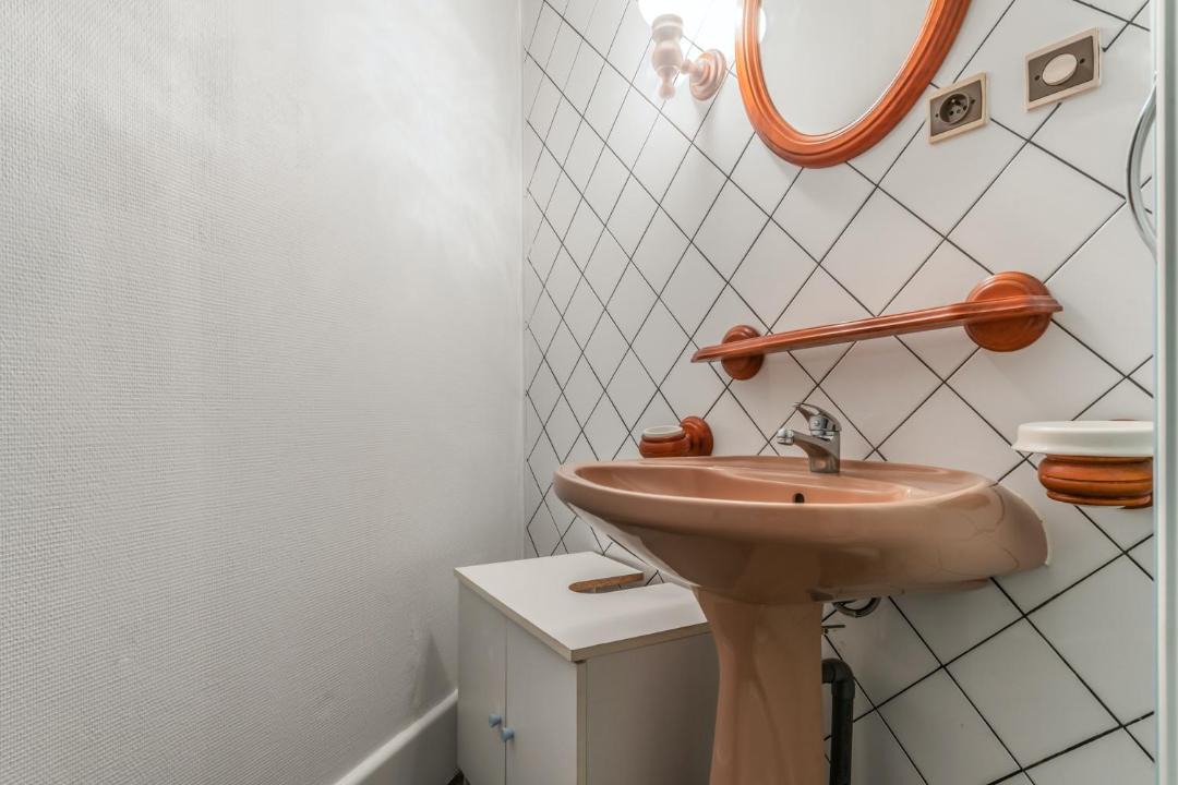 Photo of Bathroom in Bourbon-Lancy